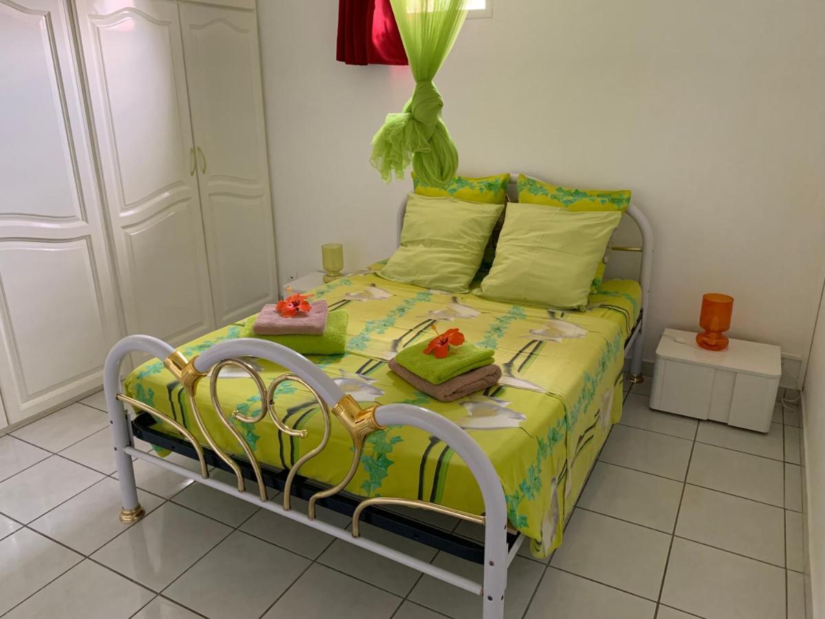 Ferienwohnung Les Pommes Lianes Deshaies Exterior foto